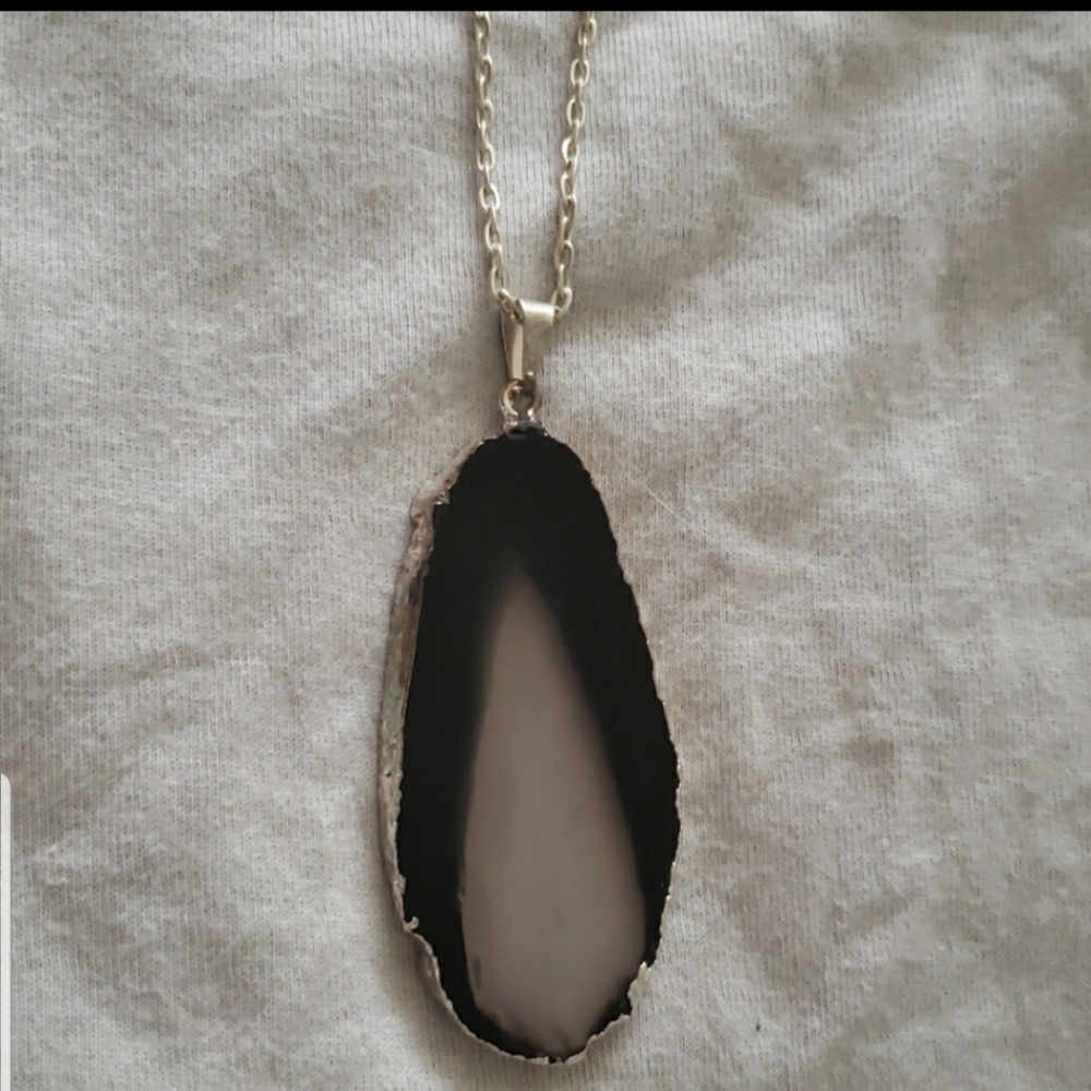 Stone Charm with Chain - Picture 4 of 4